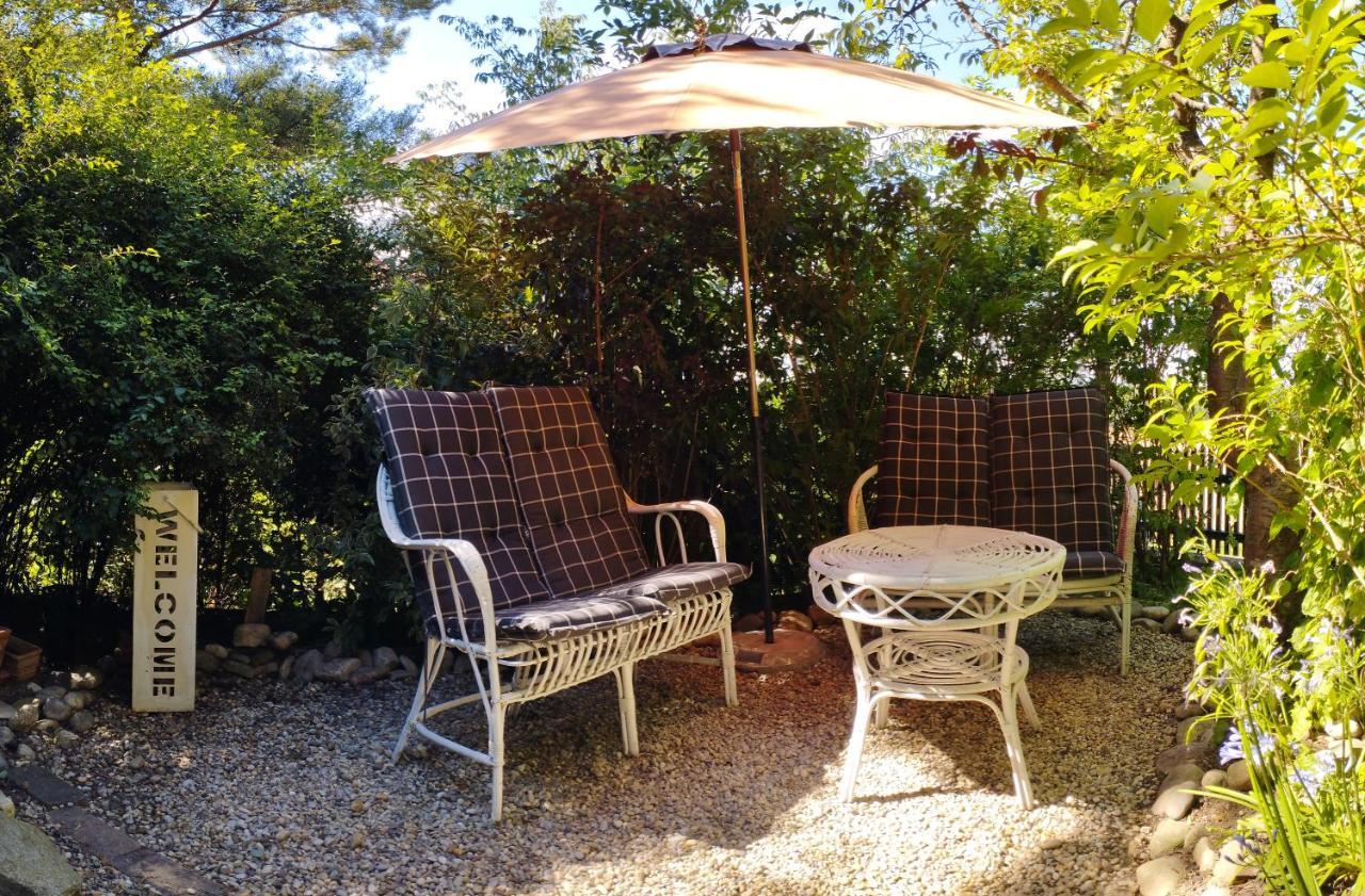 B&B Family Basement Apartment, Breakfast, Free Parking, 5Km From Tulln Chorherrn 외부 사진